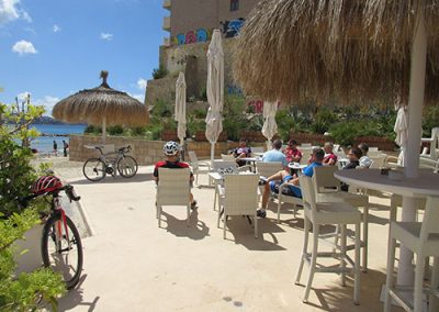 Cyklister strand cafe